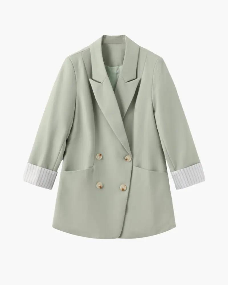 Veste blazer oversize Lady Luxe de la marque Old Money Women, coupe élégante en tissu noir avec revers sophistiqués.