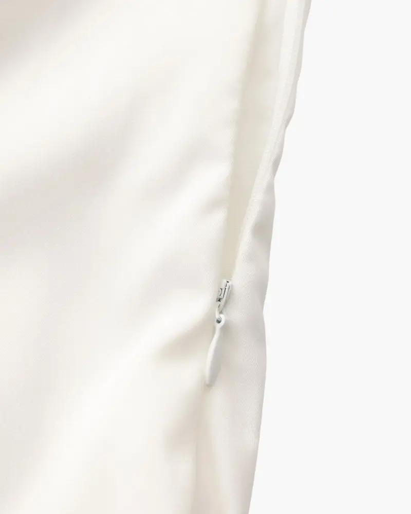 Robe midi à volants avec boutons en perle pour femmes, style élégant et féminin, de la marque Old Money Women.