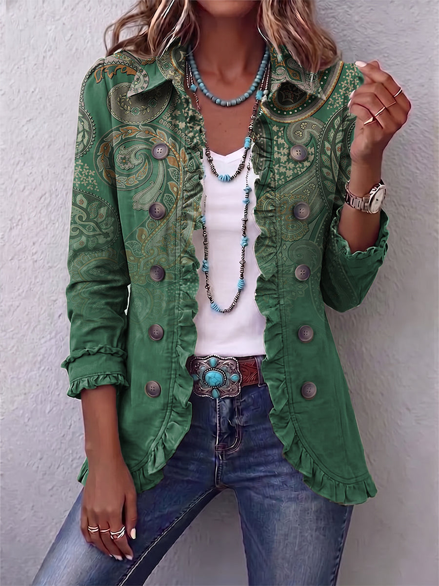 Veste bohème Danoir Paris Cosette en tissu vert à motifs paisley avec volants et détails élégants.