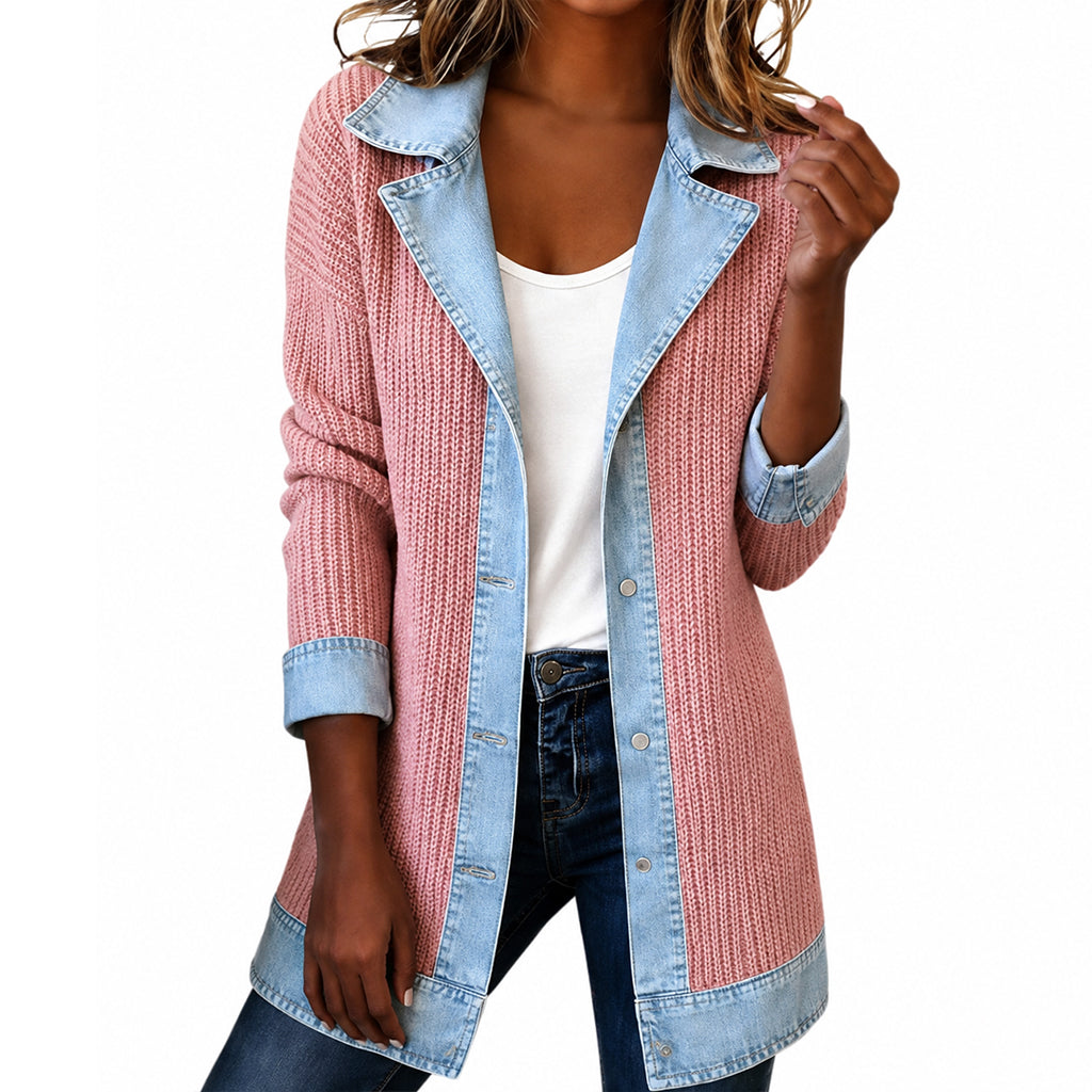 Veste en jean élégante pour femmes Greta™ de Danoir Paris avec inserts tricotés, coupe tendance et détails raffinés.